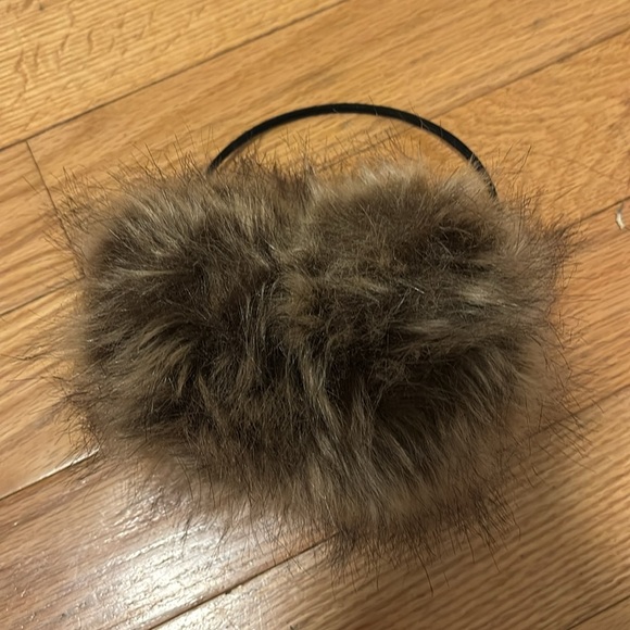 winter accessories bundle - Picture 2 of 3